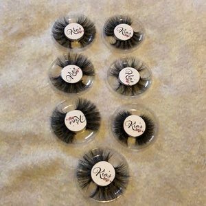 Dramatic mink eyelashes